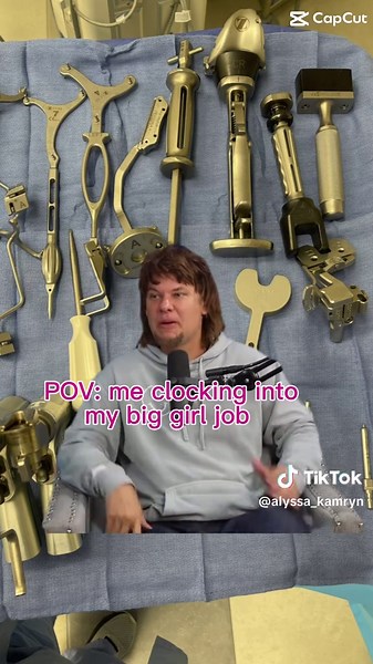 Understanding the Role of a Surgical Technologist