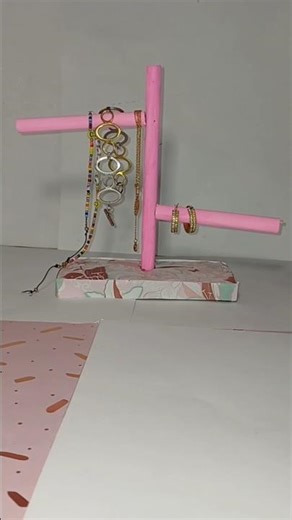 Joyero Con Materiales reciclados #reciclaje #diy #manualidad #shorts #joyero #carton