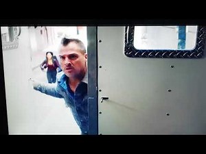 Macgyver Season 1 Gag Reel.