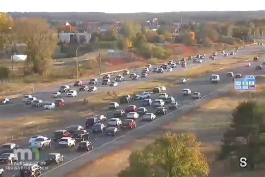 Latest update: https://www.limitless-news.com/local/singlevehiclerollover EAGAN, MN—Just before 5:30 PM, emergency personnel were called to a crash with a rollover in the middle median of southbound I-35E near Lone Oak Road. The left lane of both northbound and southbound 35E is closed near the crash. Expect delays in the area. | Limitless Media
