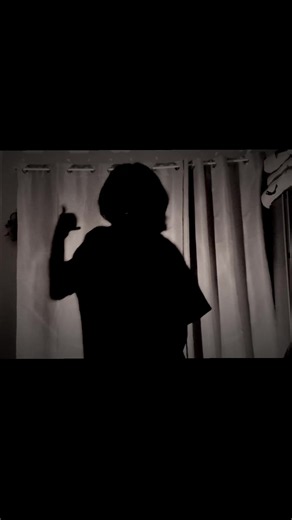 No idea why the light is on the side 😭😭 #lipsync #shadow #bachira | shadow lip sync