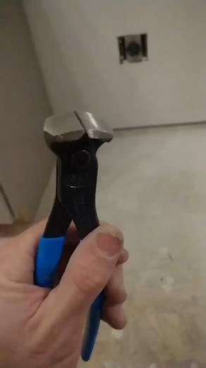 Our End Nippers are tougher than nails 💪 Thanks, @dominion_crown_carpentry, for putting ‘em to good use! Get yours at: https://bit.ly/42nKQsh | CHANNELLOCK®