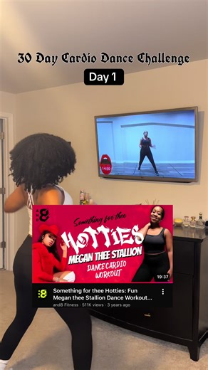 Anddddd we’re back at it again!! The #30daycardiodancechallenge is BACK. It’s a new year so let’s make fitness a lifestyle by starting today! ❤️❤️ #cardioworkout #and8fitness #danceworkout