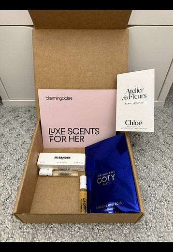 Exciting Free Fragrance Samples from Bloomingdale's!