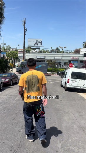 First time in a while going to flea not selling 💀 IG: jmargiela.finds #filipino #fleamarket #fyp #vintageclothes #streetwear