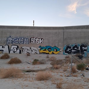 Desert storm - Zoo: Song Lyrics, Music Videos & Concerts