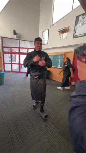 Learn the Hit the Quan Dance Moves