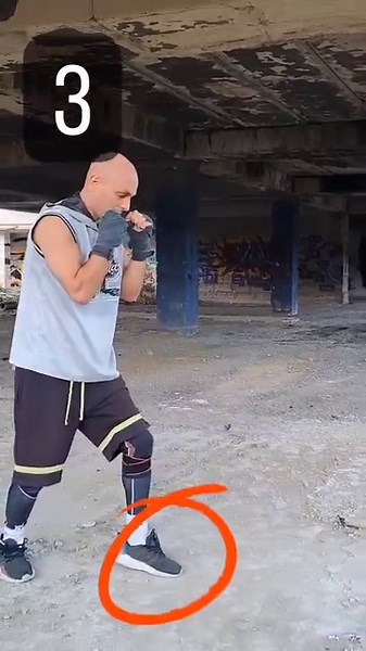 659K views · 19K reactions | #boxingcoach #FighterTraining #MMA #BoxingBasics #TrainingDay #1102MMA #boxingtraining | 1102 MMA | Facebook