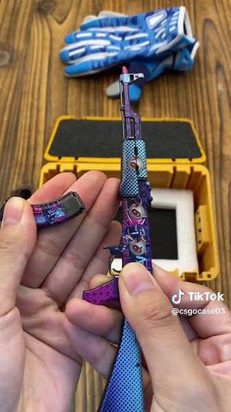 Unboxing CS:GO Gamma Case - What Will We Find Inside?