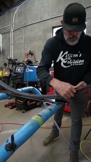 Installing the leaf springs on the C10