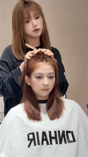 Wispy Baby Hair Bangs for a Wide Forehead & High Hairline Face-Framing Hairstyle #haircut #bangstyle
