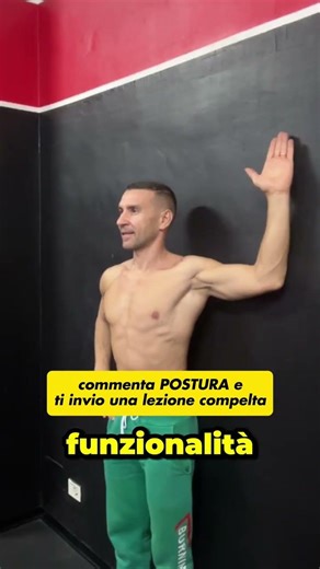 Stiff Shoulders: 3 Exercises to Mobilize Them Against a Wall
