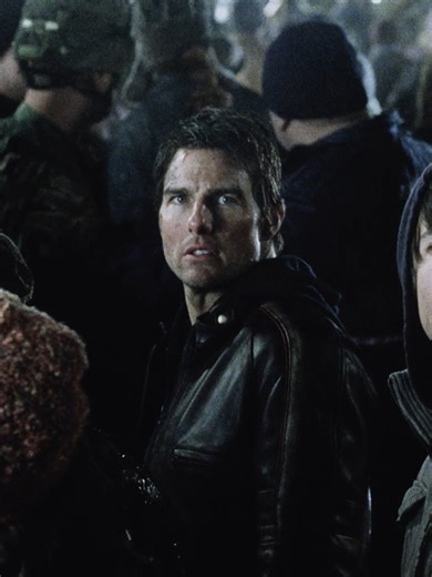 Cinephile Sphere on Instagram: "You can forget a lot of scenes over time, but some sounds never leave. The alien siren in War of the World, eerie, almost like a horn, is still burned into my mind. Easily one of the most impactful sound effects ever put to film."