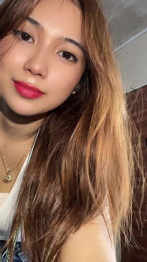 Engaging Dance Movements in Sign Language Expression