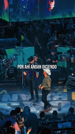 ¿Y qué es lo que andan diciendo viejo?…. #elkomander #edenmuñoz #quetienedemalo #corridos #corridoschingones