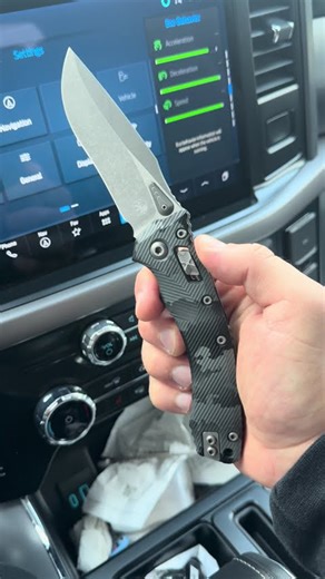 Microtech Amphibian Urban Camo Apocalyptic