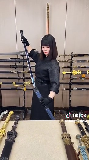 Chinese Sword 21 - The Art of Espadachines in Ancient China