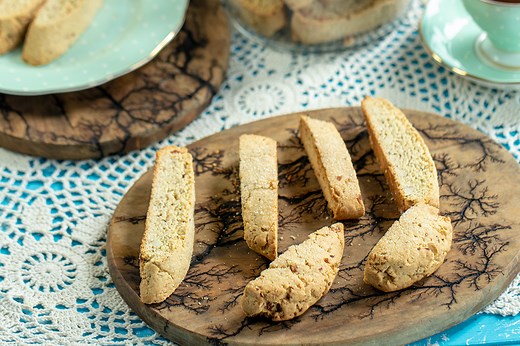 Almond Anise (paximadakia) Biscotti