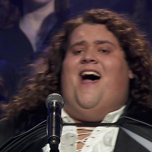 See amazing vocalist and Britain’s Got Talent Finalist Jonathan Antoine in concert! #GoingtheDistance airs this Saturday, March 28, at 9:30pm on PBS KCET! | Jonathan Antoine