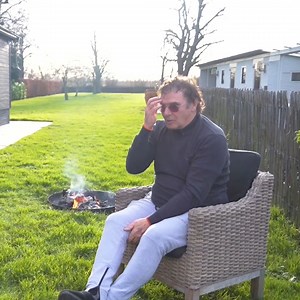 54K views · 156 reactions | 퐃퐞 퐊퐫퐨퐦퐦퐞 퐞퐧 퐊퐫퐚퐚퐲 퐉퐫. 類 Willem van Hanegem is verrast door de huidige titelstrijd: "Ik dacht van tevoren: | ESPN NL | Facebook