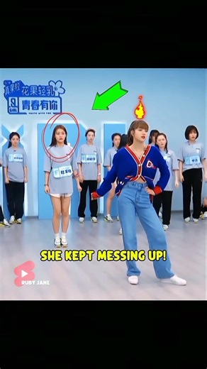 Lisa being a strict mentor 🥶 #lisa #blackpink #shorts