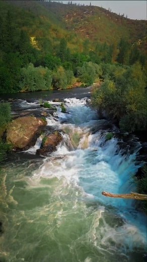 78K views · 3K reactions | Drifting over Ti'lomikh Falls, the Rogue River, Oregon  . . #rogueriver #oregon #waterfalls #nature #water | Andrew Martin Photography | Facebook