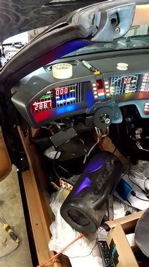 knightrider-laurent.kitt,k2000, assembling the dashboard and connecting the electronics for my car.