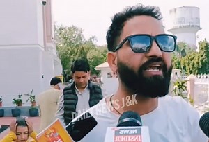 2.4M views · 172K reactions | Inhon Na Jhooti Film Desh Ko Dikhai #KashmirFiles #JammuAndKashmir #kashmirvalley #Bjp Mehraj Malik #BudgetSession2025 #omarabdullahcm #javadbaigh #JusticeForVocationalTrainers #viralreelsfacebook #trendingreels #dailywigers #jawaidbeigh #trendingreelsvideo #javadbeigh | Daily News J&K | Facebook