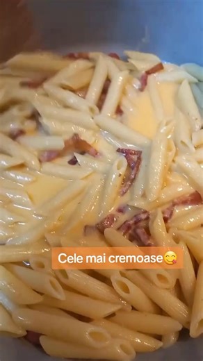 Am făcut pentru prima data paste carbonara după reteta originala. Sofiei i-au plăcut,voi ce ziceți,mi-au ieșit? #carbonara #cina #pasta #retete | Ioana Cojocari