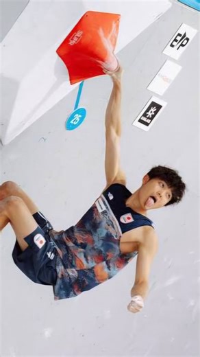 Supr World Cup Boulders 2025 🌍 While the rest of the field struggled on this final boulder, @anraku_sorato made it look effortless. Same holds. Same problem. Different level. #SuprClimbing #IFSC #WorldCupBoulders #FinalBoulder #Bouldering #CompetitionClimbing #EliteClimber | Sup'r Climbing