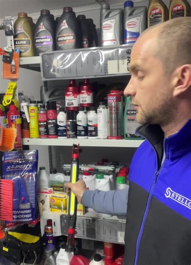 Ручной фонарь на аккумуляторной батарее в Алматы