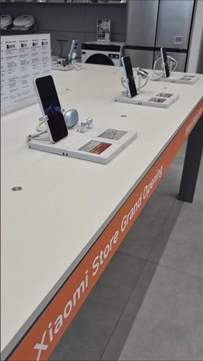 I VISITED XIAOMI SOTRE in UK...The Cheap Prices Genuinely Shocked Me!