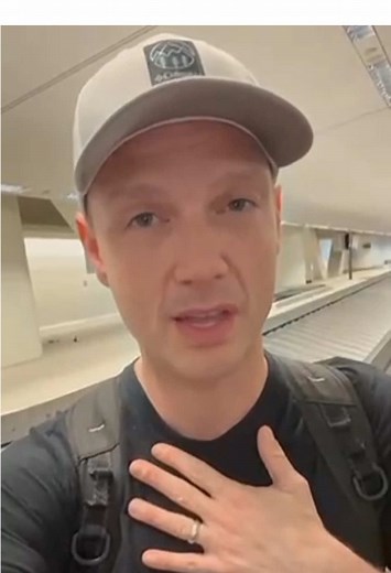 Nick Carter returns home unexpectedly Nick Carter announced today that he has returned home, to the USA due to unforeseen circumstances, thereby suspending the rest of his ‘Who I Am’ Asia tour including dates in India, Sri Lanka, Korea, Philippines and the Middle East. While this is a massive blow to fans of the region, the organisers, partners and promoters in Asia are working around the clock on rescheduling negotiations and quick refunding of tickets purchases. As Sri Lankan stakeholders, we