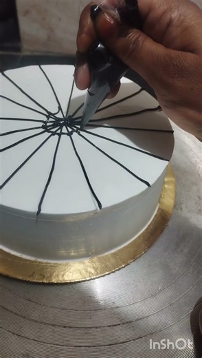 Spiderman cake tutorial#shortsviral #cakedecoration #cakedesign #trendingreels#trendingreels#shorts