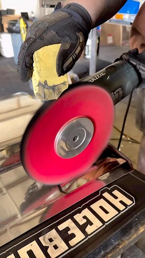 Stainless steel color buffing. Our yellow deluxe premium metal polishing compound is paired with our stiff, red mill treated airway buffing wheel to accomplish a mirror finish on these stainless steel fenders. #metalpolishing #metalfinishing #trucking #truckerlife #metalpolisher | Renegade Products USA