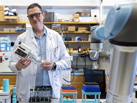 New 'track and trace' program uses advanced testing and AI to locate origin of toxic drugs in BC