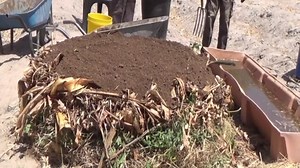 17 reactions | Local horticulturist teaches farmers organic compost...