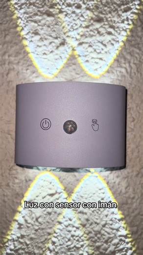 Luz con sensor de movimiento de batería, se carga con cable tipo C, 4 bombillas led con sensor de movimiento y con imán para no tocar la pared
