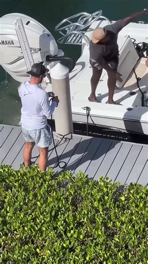 10K views · 18 reactions | We all mess up sometimes… but not like THIS! 藍 These fails are pure proof that laughter fixes everything. #EpicFails #LOL #Relatable #funnymoments | Creative Show | Facebook