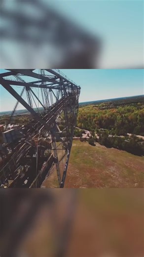 It wasn’t easy. Sweat, wind, steel, sound and a lot of work. Climbing the F60 for the most epic techno shoot of my life. But finally we made it, and here my full set from F60 🔊🙏 Enjoy and Techno4Life! 📍 Brandenburg, Germany 🎧 RAW TECHNO 1h Set 🎥 Full experience on YouTube 8pm CET