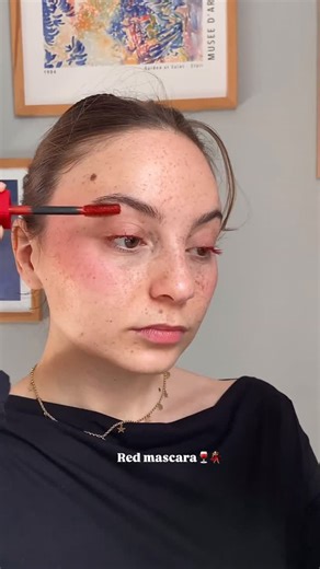 Aytakin Rustamova🧚🏼‍♀️✨ on Instagram: "Lash hack and red mascara ❤️🫶🏻"