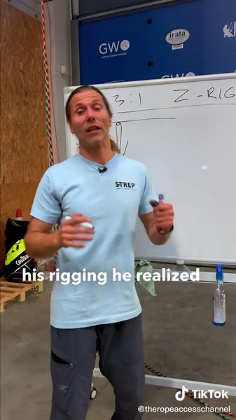 This is to get you to start to think. Where to put the pulley and where the carabiner. #ropeaccess #ropelife #iratainternational #sprat #ropeaccesstechnician #fy #fyp #rigging #rescue #roperescue