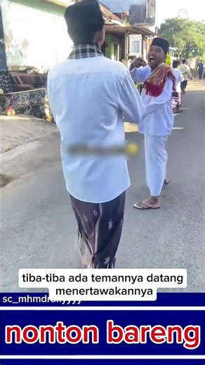 PRIA INI GAK JADI MEMBUAT VIDEO KARNA DITERTAWAI TEMANNYA