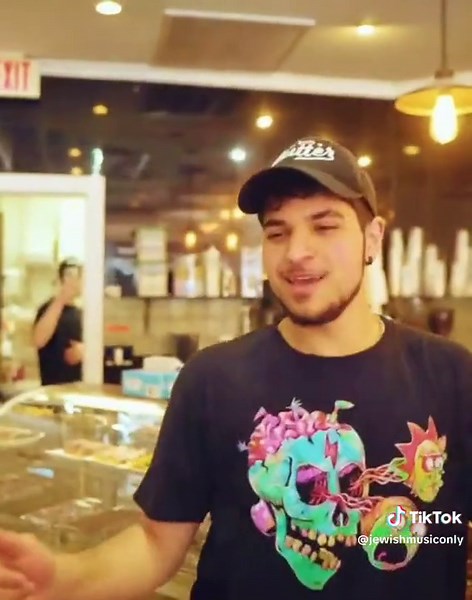 Moshe Storch & Dj Farbreng - Happy Clappy ▫️ #happy #happysong #dancingsong #dancesong #dancingmusic