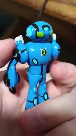 BEN 10 BEN TEN Ultimate Echo Echo Alien Creation Chamber Action Figure Bandai