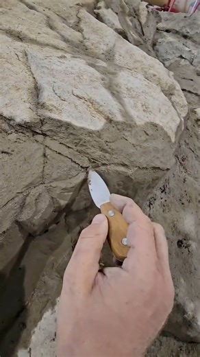 The tiny details matter! 🪨 #artificialrock #fauxrock #carving #carve #tools #texture #concrete #art #artist #decorativeconcrete #build #create #design #rockscapes #roc | Rockscapes