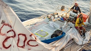 Lost at sea: Sailboat captain shares amazing story of survival