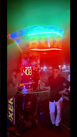 Epic Punch! Punching Machine Challenge 🔥 #PunchingMachine #Challenge #Punch #FitnessFun #MachineHit