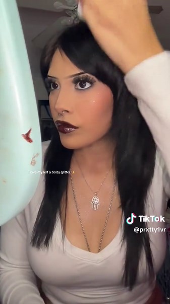 Body Glitter: Elevate Your Makeup Game