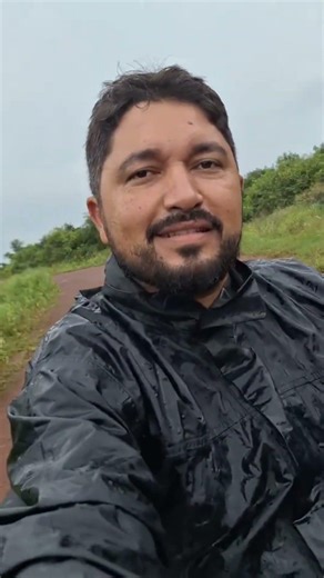 A pair of armadillos 🤩🥰 #birds #cutepets